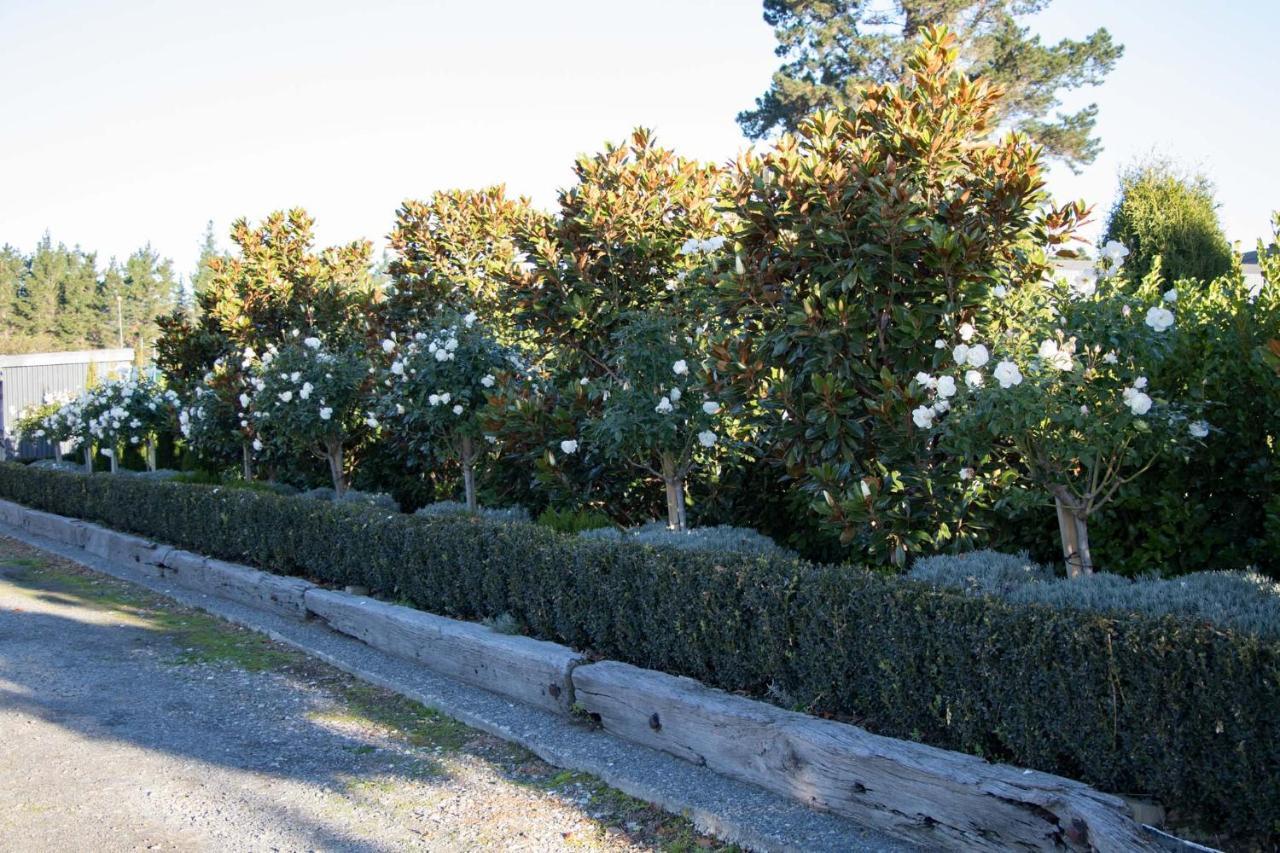 The Country Escape Apartment Fernhill Exterior photo